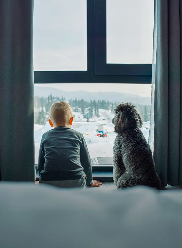 ПРОЖИВАНИЕ
С ДЕТЬМИ